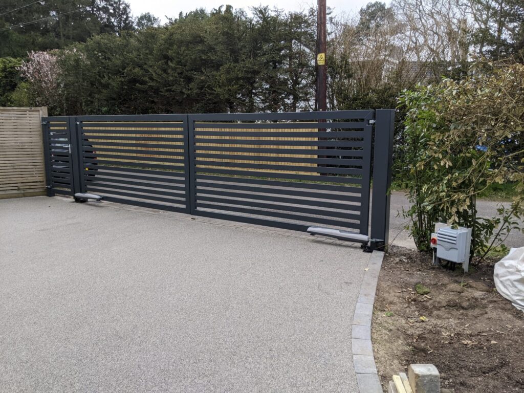 Modern Electric Gates in Grey