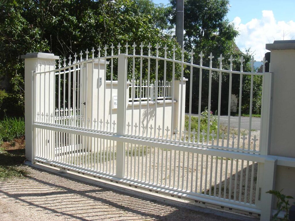 metal electric gates hampshire